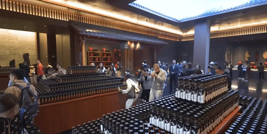 Medias visit Qianhe factory